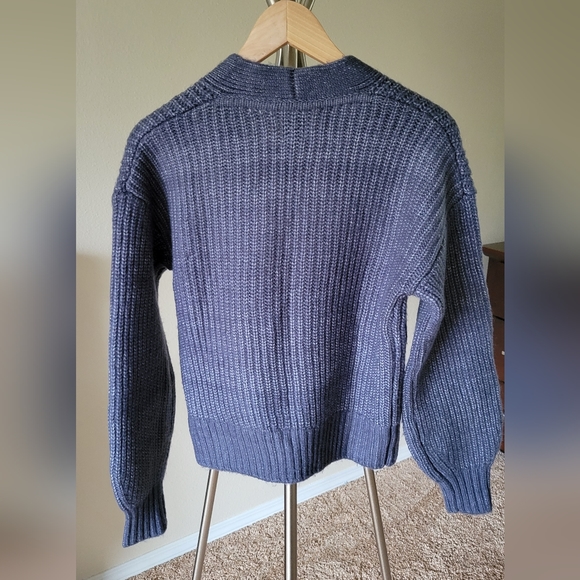 Gap Cardigan Sweater - Picture 3 of 4